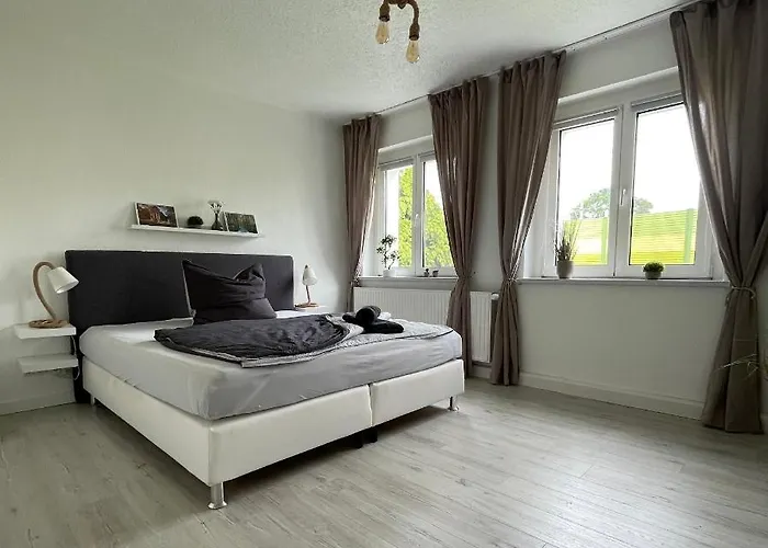 Neu Familienfreundliche In Seennaehe Im Leipziger Sueden *