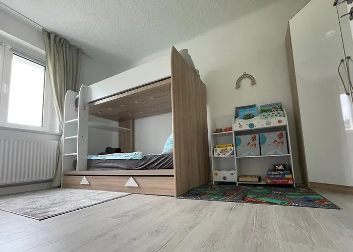 Neu Familienfreundliche In Seennaehe Im Leipziger Sueden